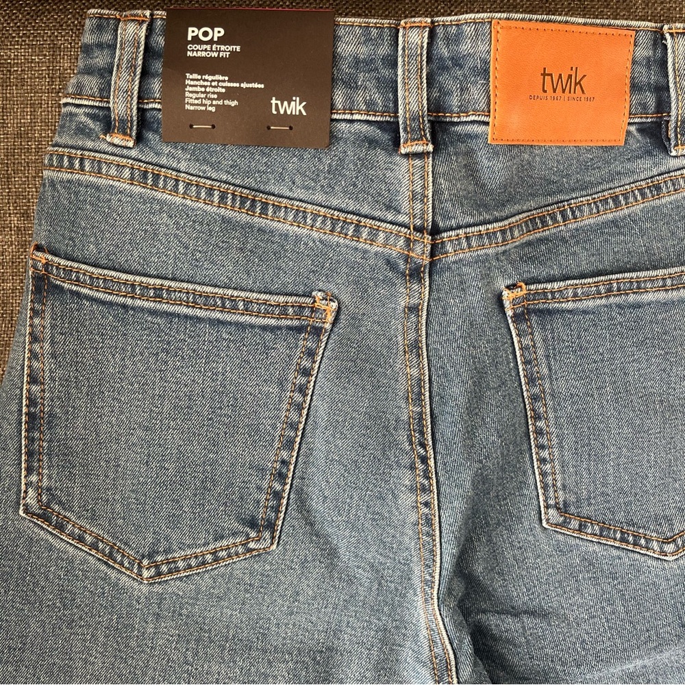 Pop Narrow Fit Medium Wash Jeans New With Tag - Picture 11 of 13
